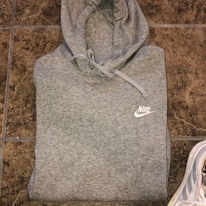 NIKE SWEATSHIRT